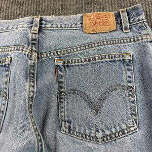 Levis 550 Jeans Womens 18 Light Wash Blue Relaxed Fit Tapered Leg Denim 34x29